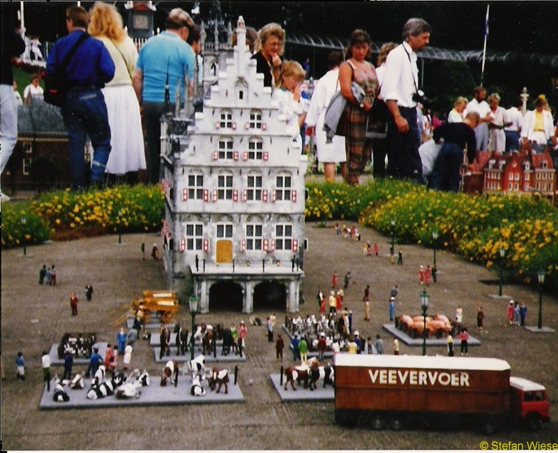 Niederlande-Netherland: Madurodam (Tiermarkt)